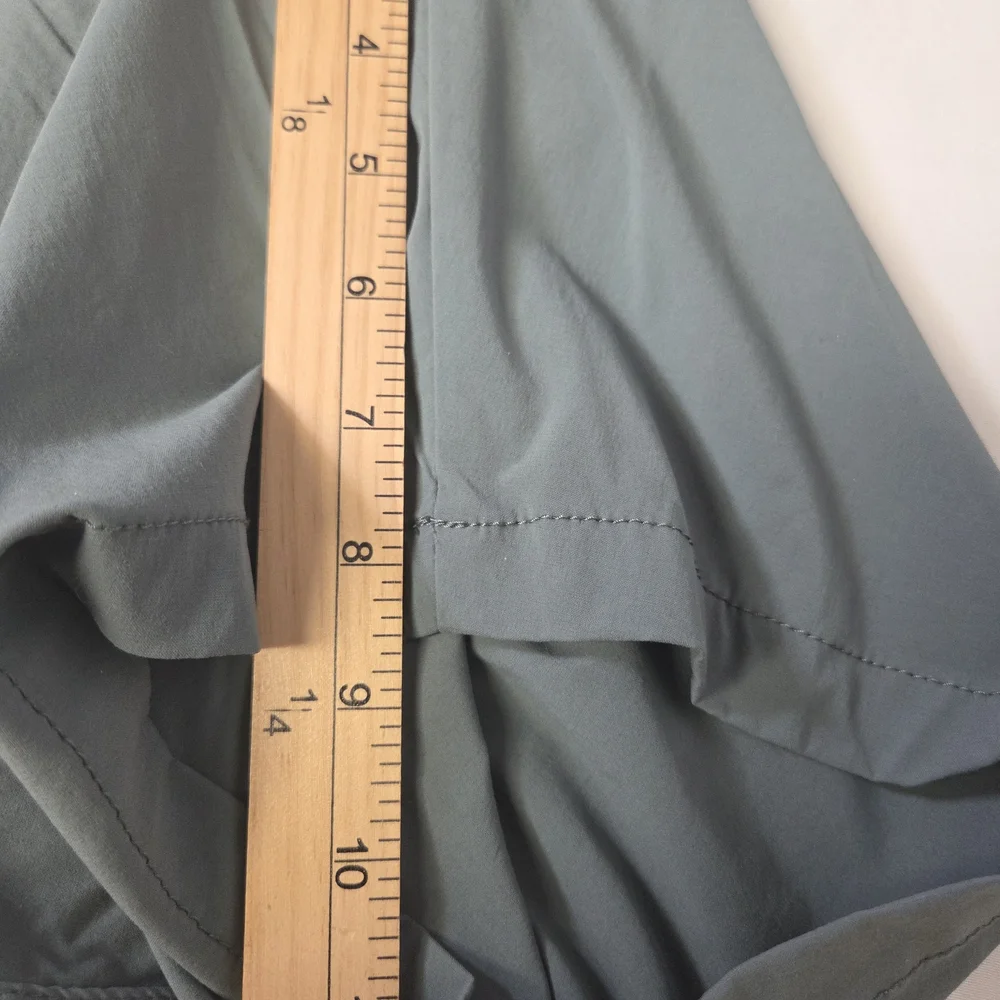 J. Crew Size 35 Mens Flat‎ Front Shorts